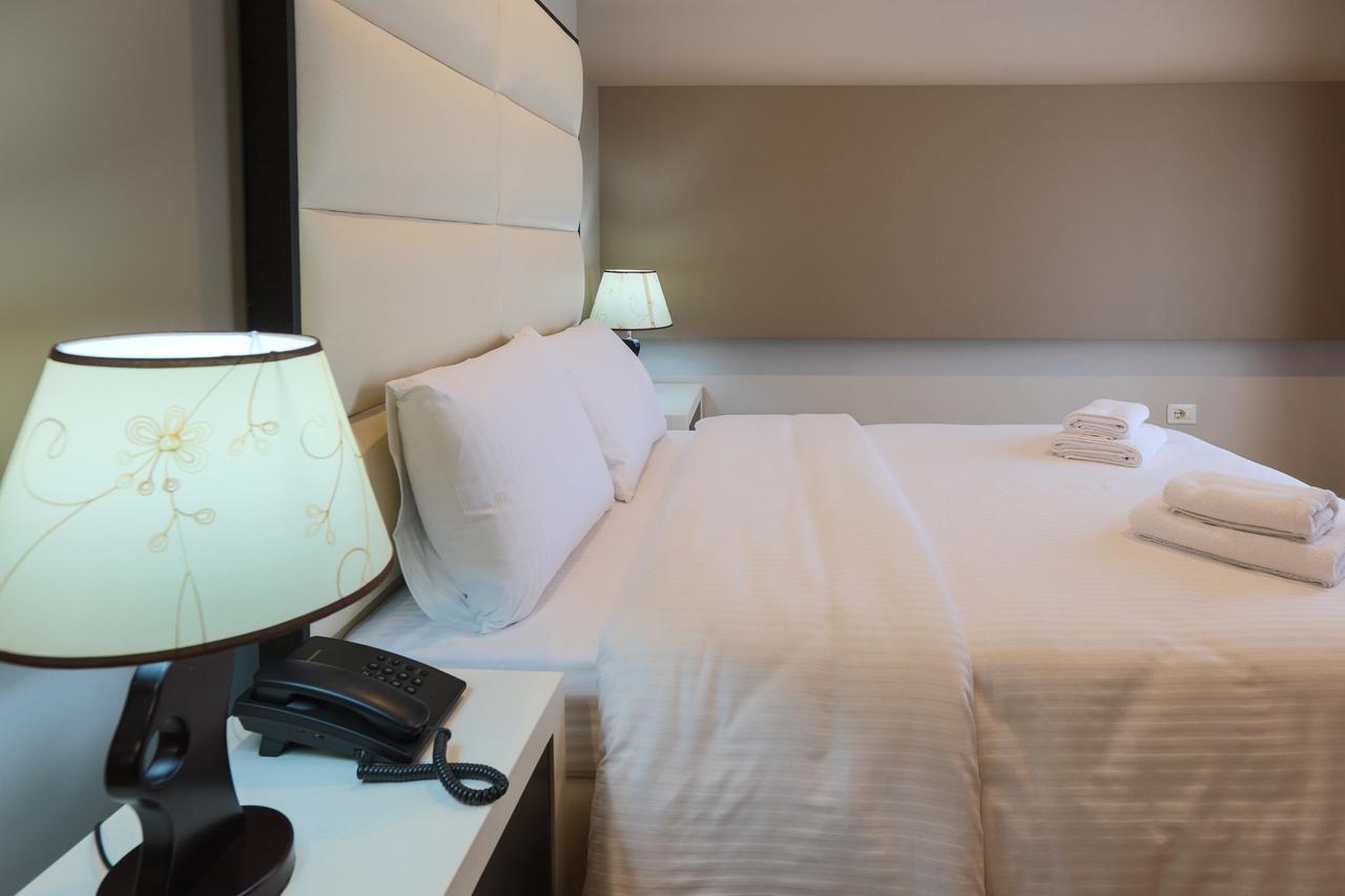 "L'Art De Vivre" Resort Korce Ngoại thất bức ảnh